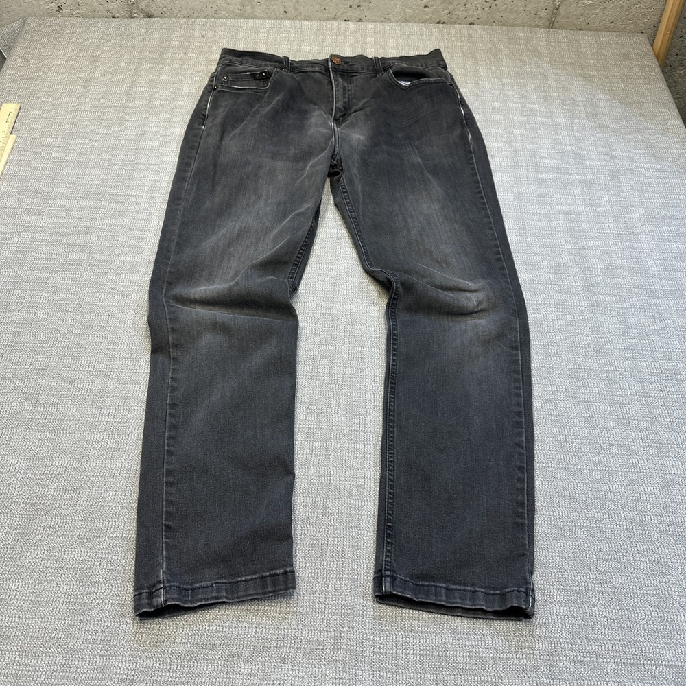 Mugsy MAGS Jeans Mens 34x30 Black Gray Stretch Denim Straight Leg FLX4NKG